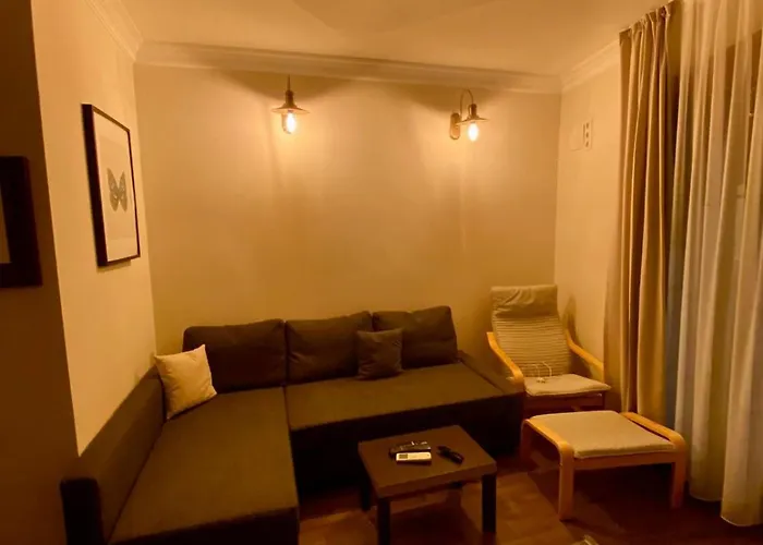 Apartment Lemon Tree With Private Garden In Kaleici *
